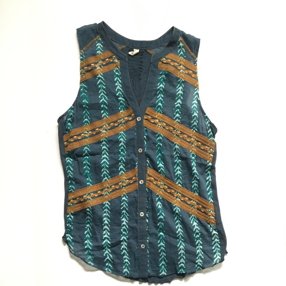 Anthropologie • TINY button down sleeveless top - Picture 3 of 9